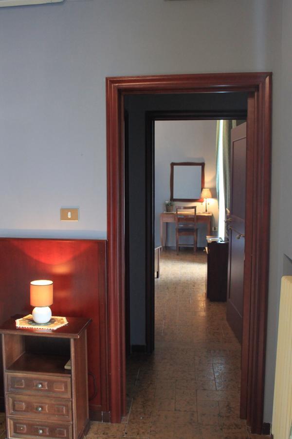 Domus Angela B&B Трані Екстер'єр фото